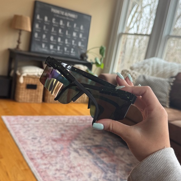 pit vipers - Picture 2 of 2